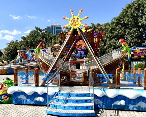 Mini Pirate Ship